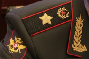 Rusijos Federacijos ginkluotųjų pajėgų karinio personalo kariniai ir laivų kariniai laipsniai ir skiriamieji ženklai